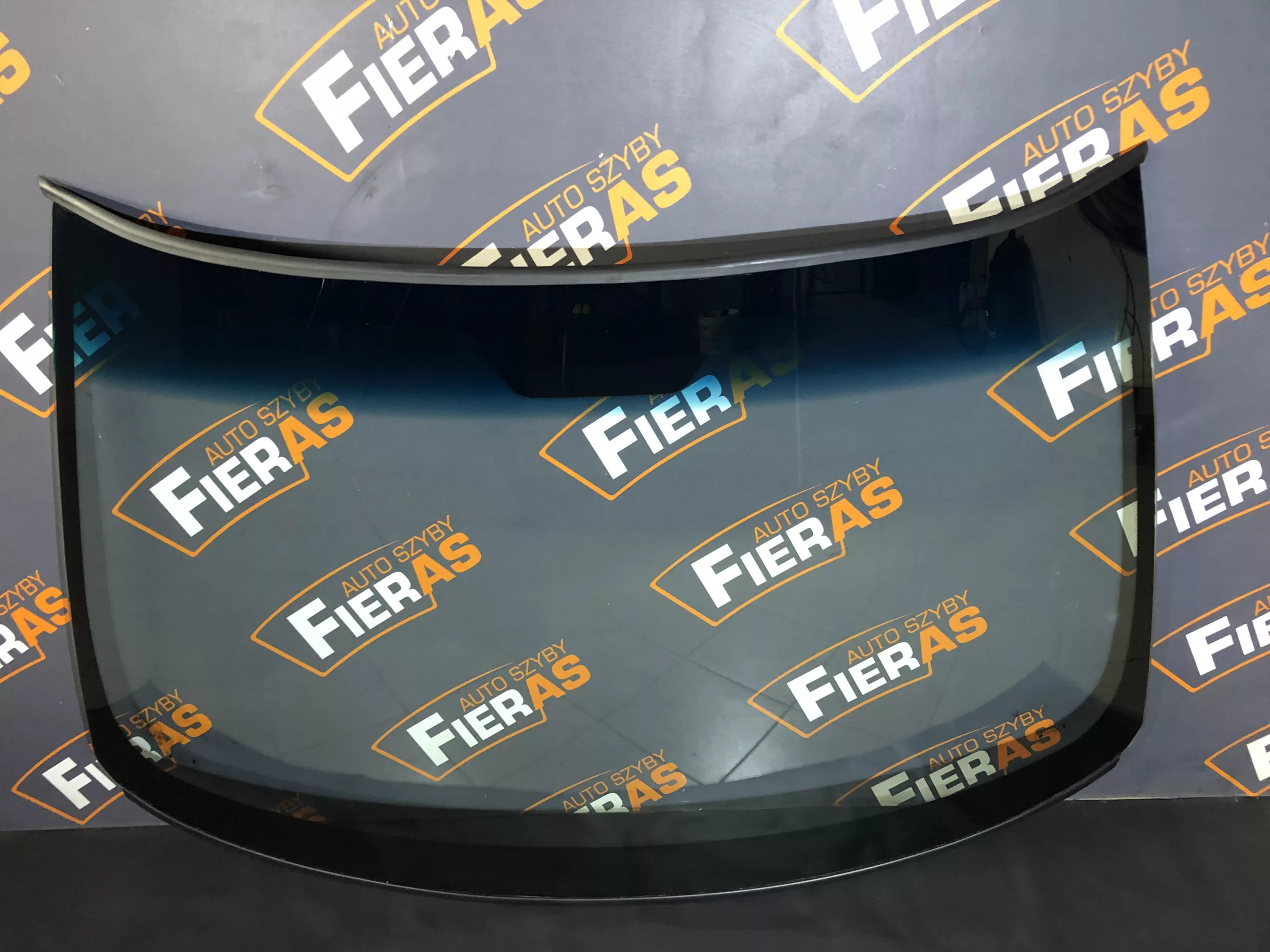 NOWA SZYBA CZOŁOWA VOLVO S60 / V70 / XC70 00-09